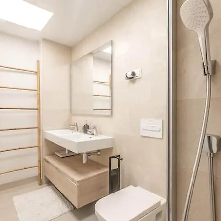דירה Lujoso Apartamento